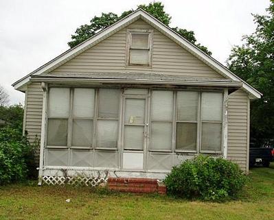 FRONT VIEW OF ASHER DAISY OFFICE PROPERTY
